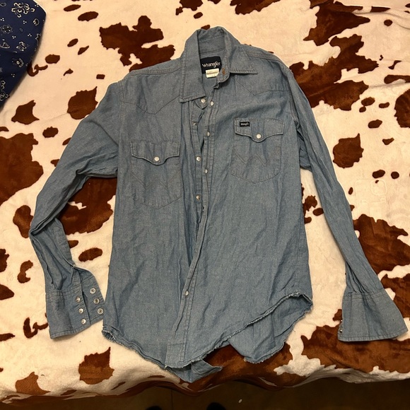 Wrangler Men’s Lightweight Pearl Snap - Picture 1 of 2